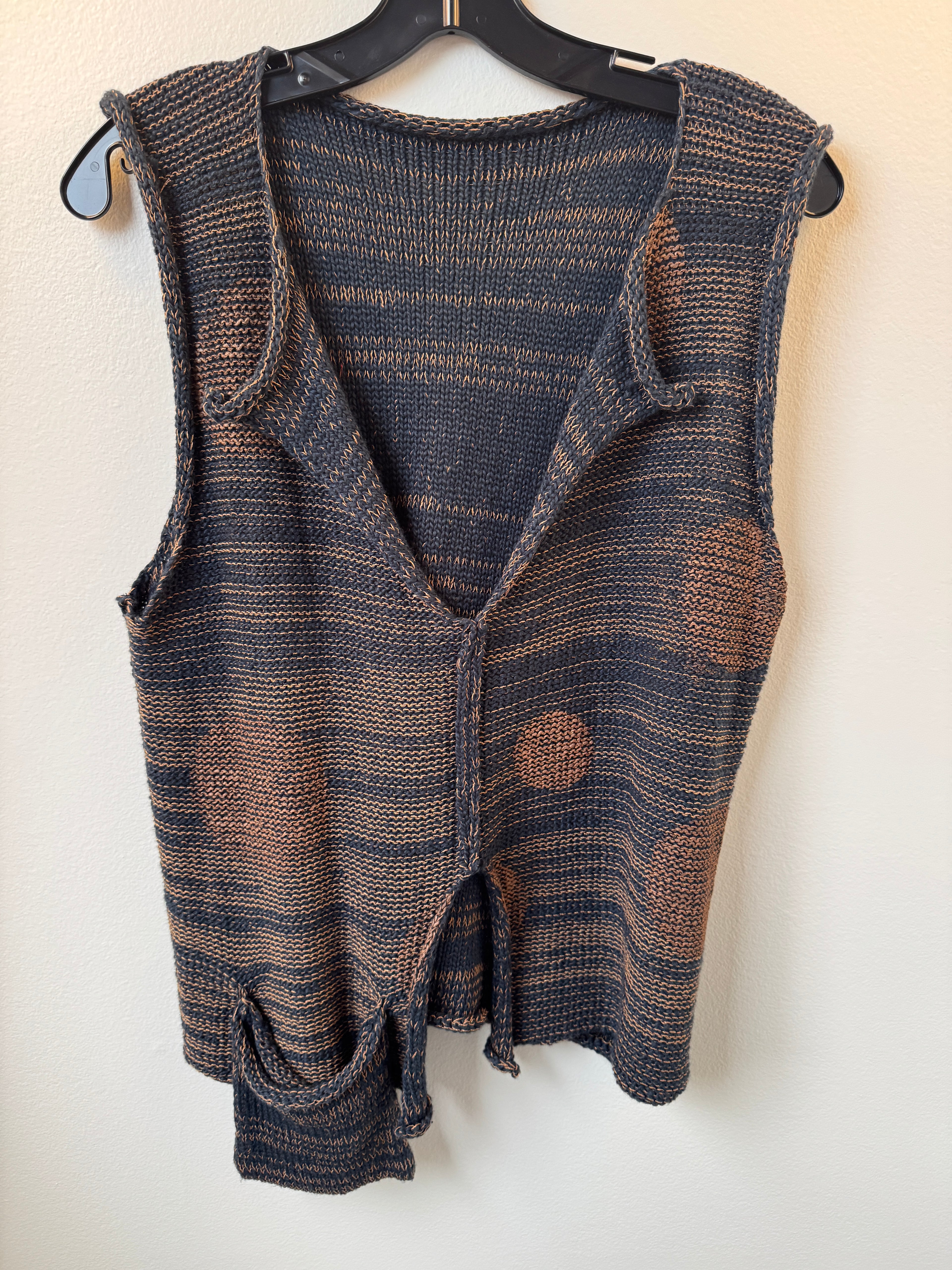 T2T Paper Temples Teal/Gold Sweater Vest One Size