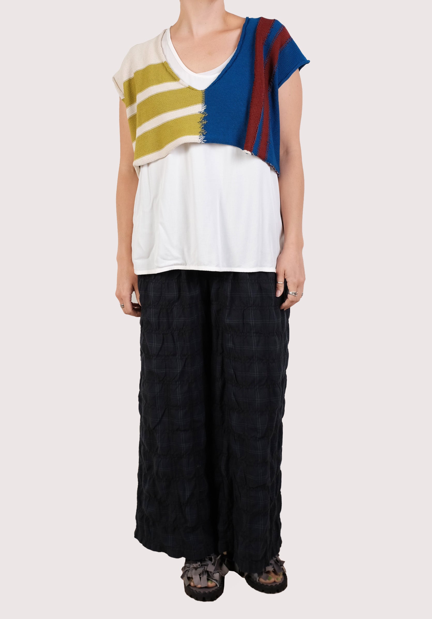 Serienumerica VNeck Sweater Top in LimoBlue