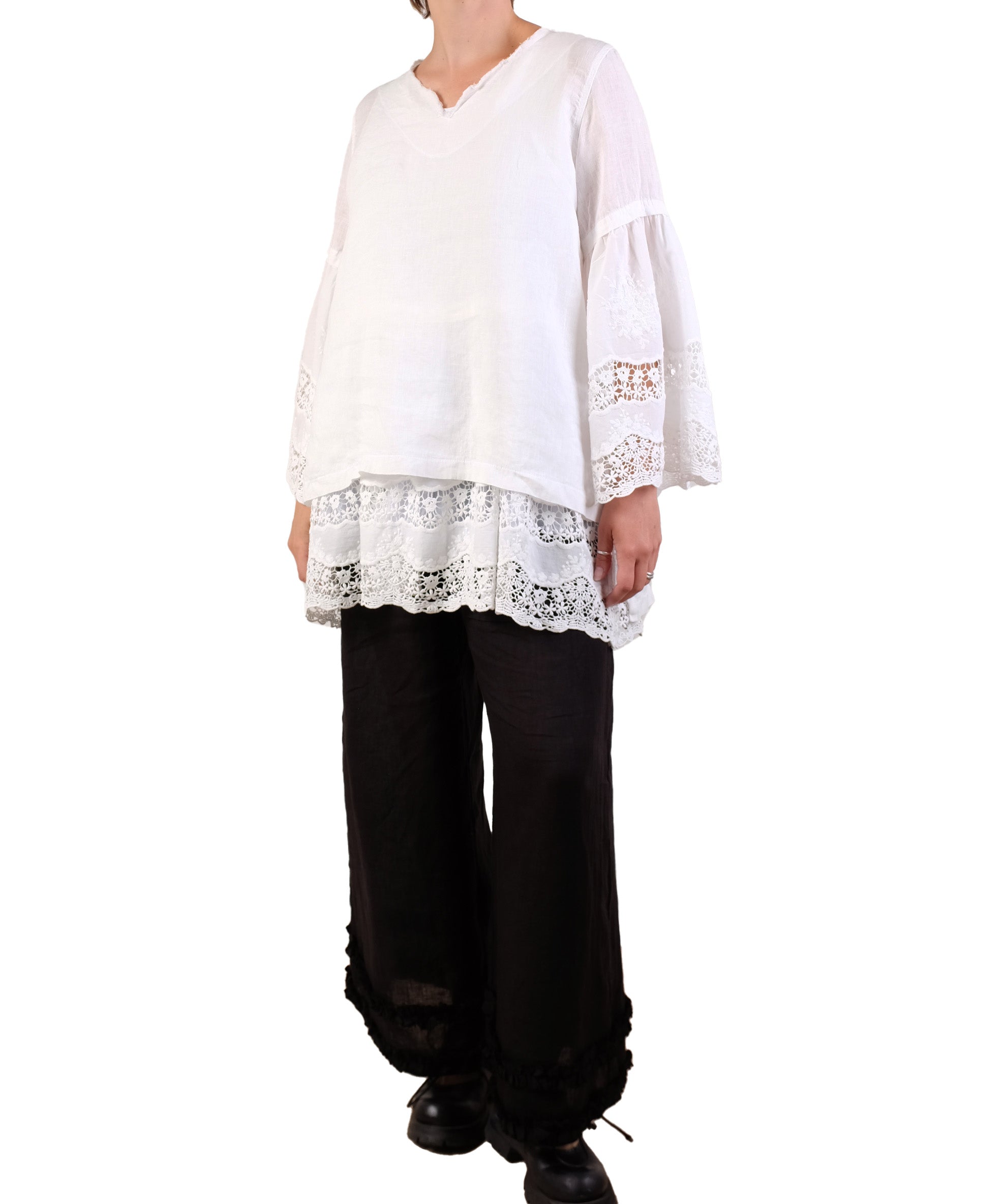 Bodil Pullover in White