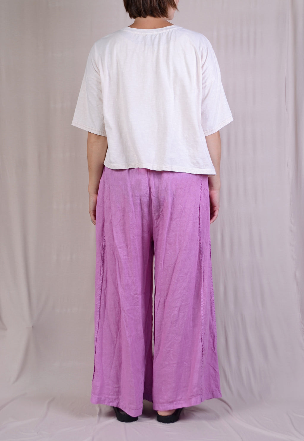 Krista Larson Crop Protea Tee in Alabaster