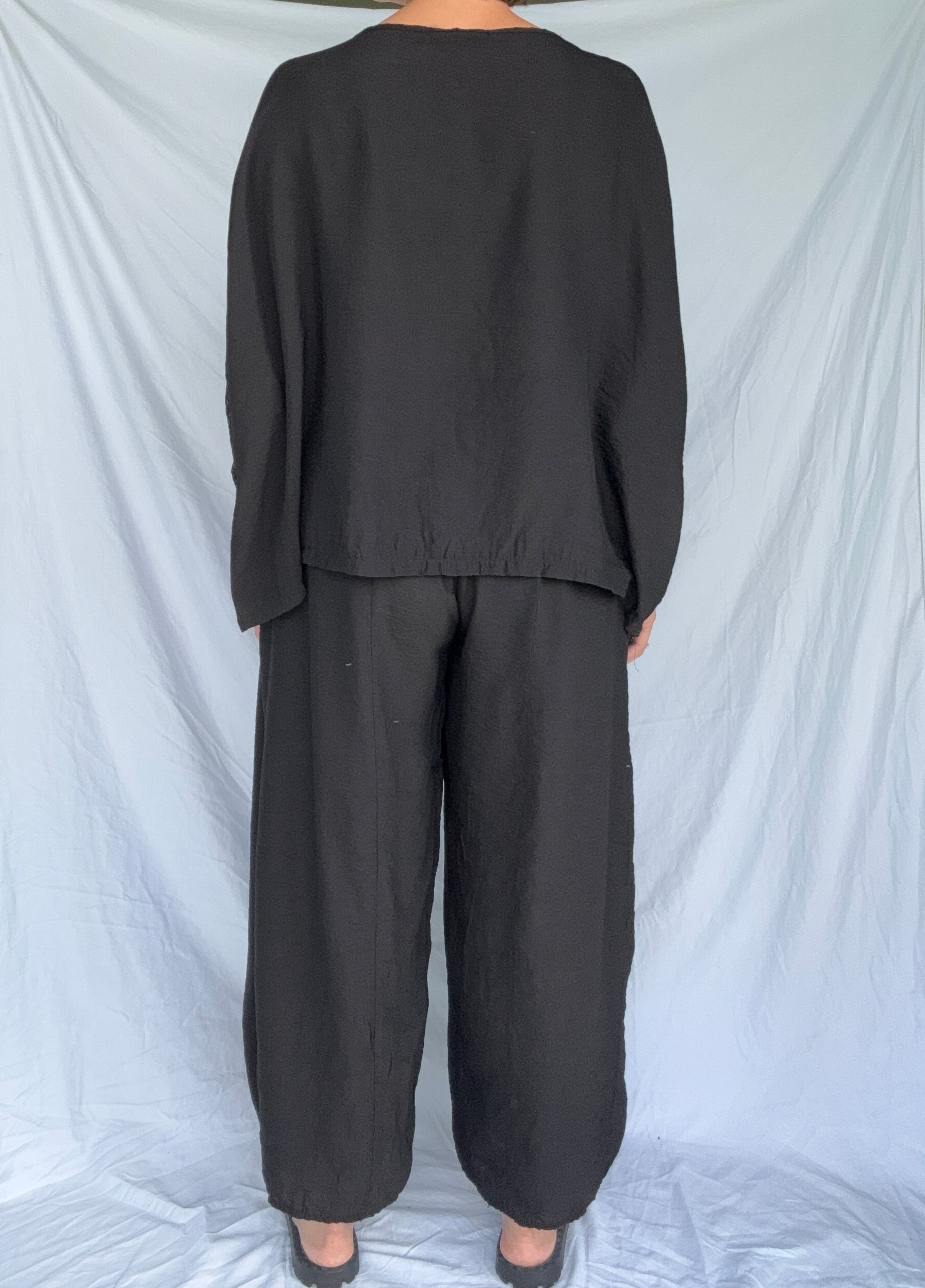 Cutloose Panel Lantern Pant in Black Parachute
