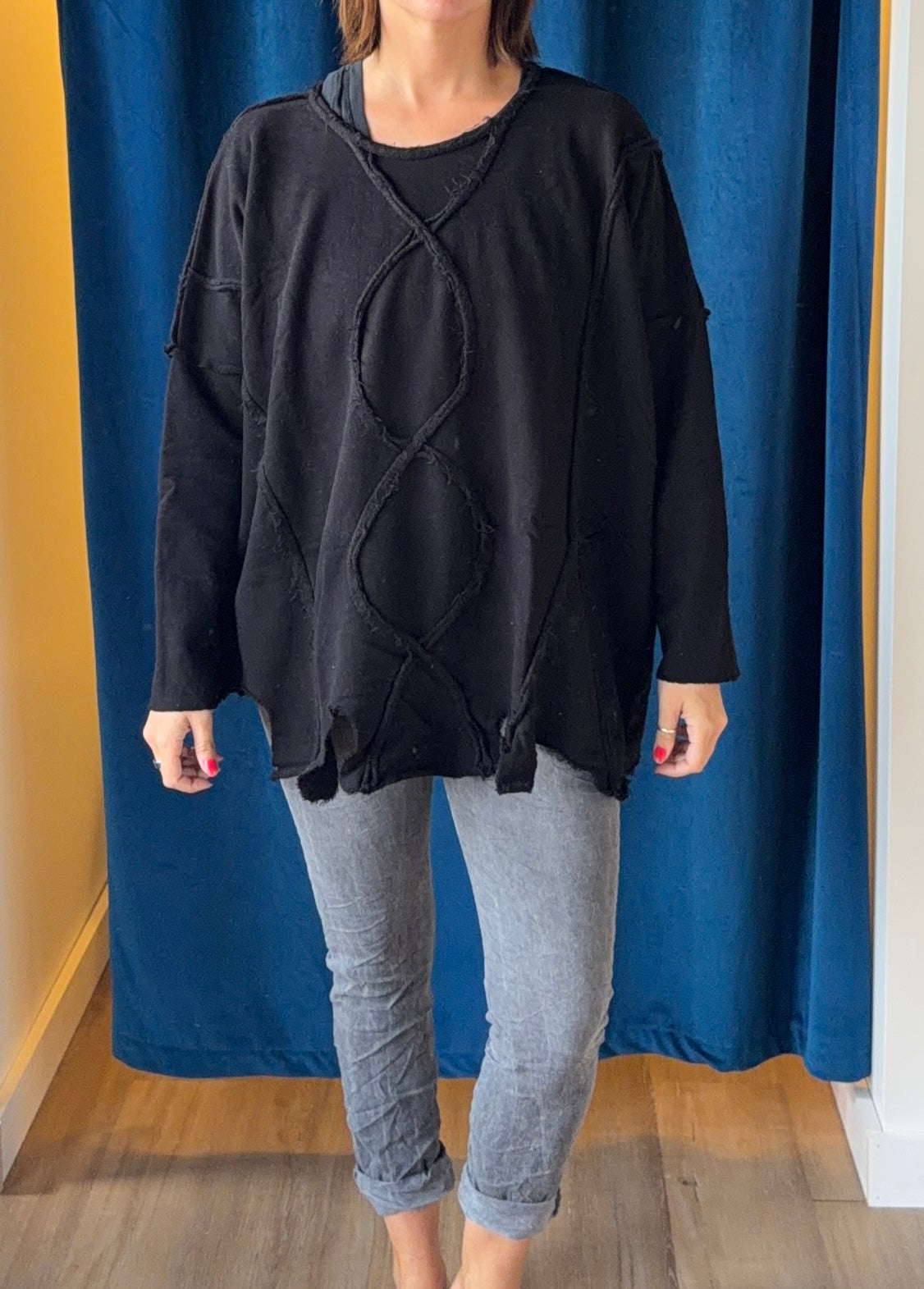 Bodil One Size Top (Multiple Colors)