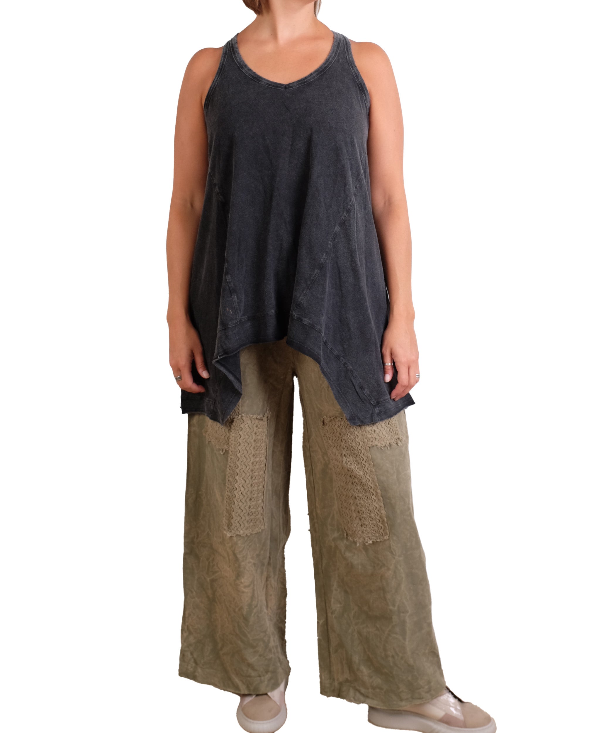 Jaded Gypsy Beyond The Moon Tank In Vintage Black