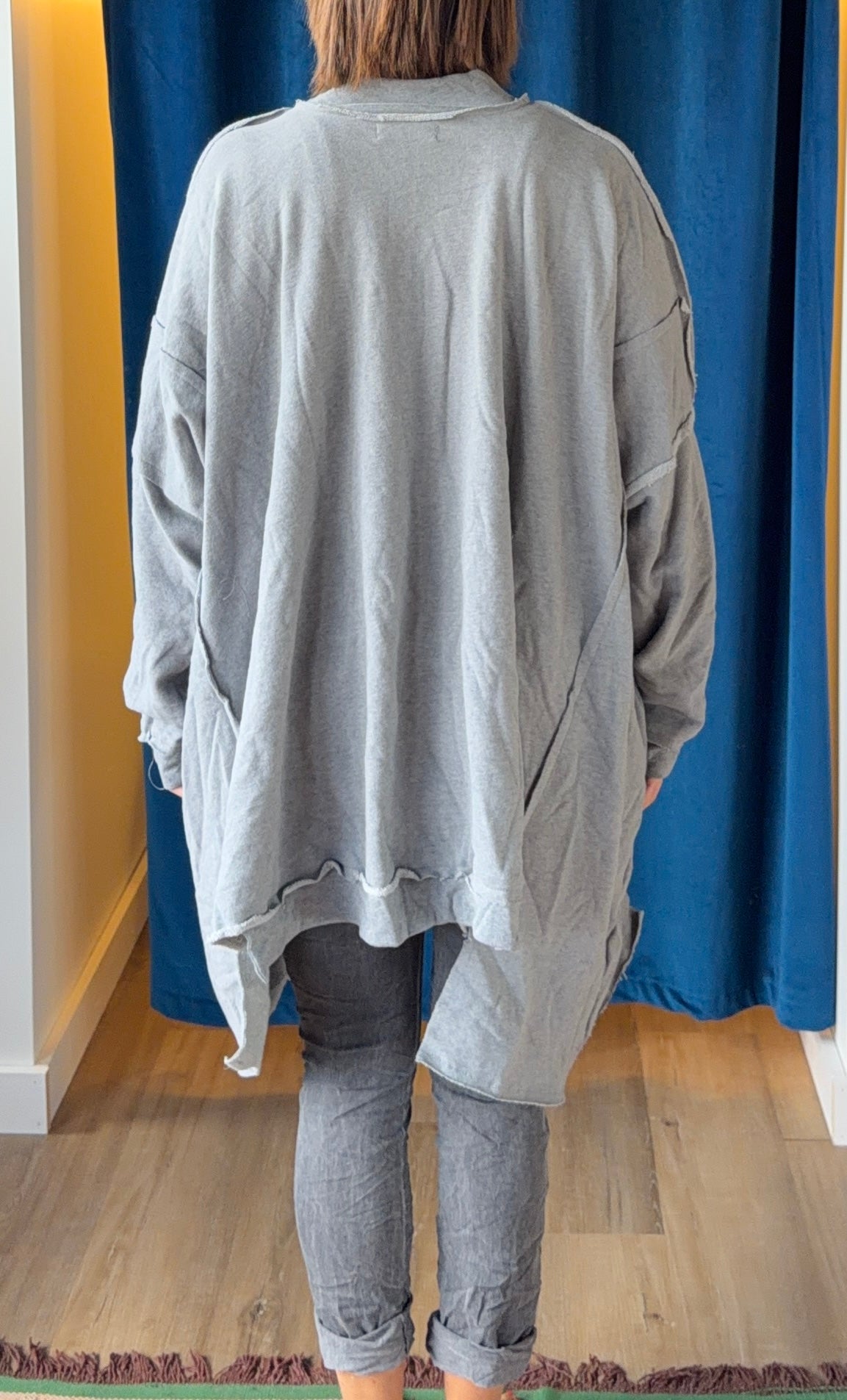 Bodil Pocket Top (Multiple Colors)