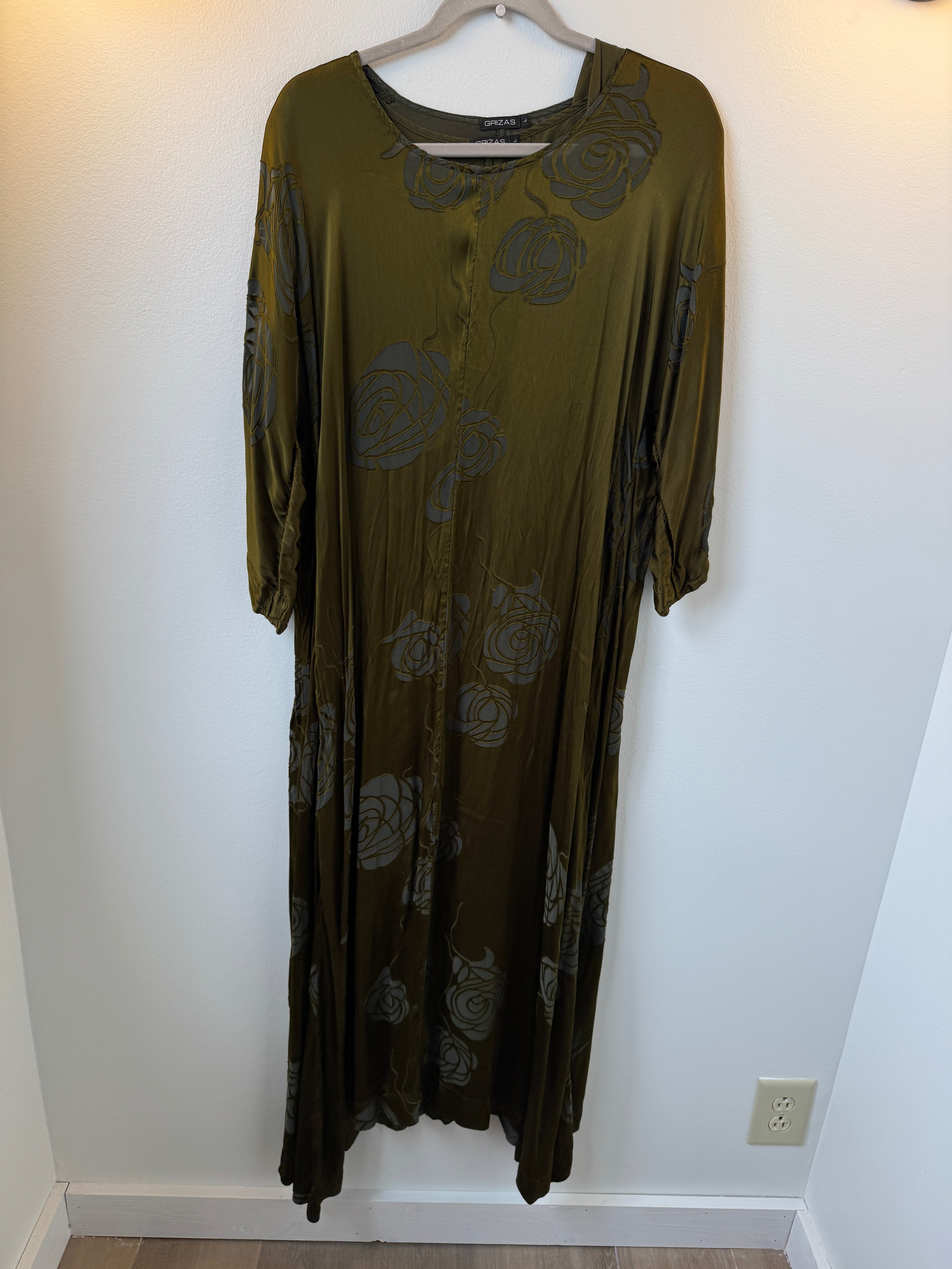 T2T Grizas Olive Silk Burnout Dress with Slip Large