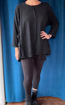  Krista Larson Long Sleeve Tunic Shirt in Black