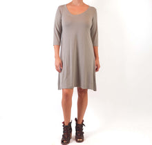  Cutloose 3/4 Sleeve Scoop Neck Dress in Lava