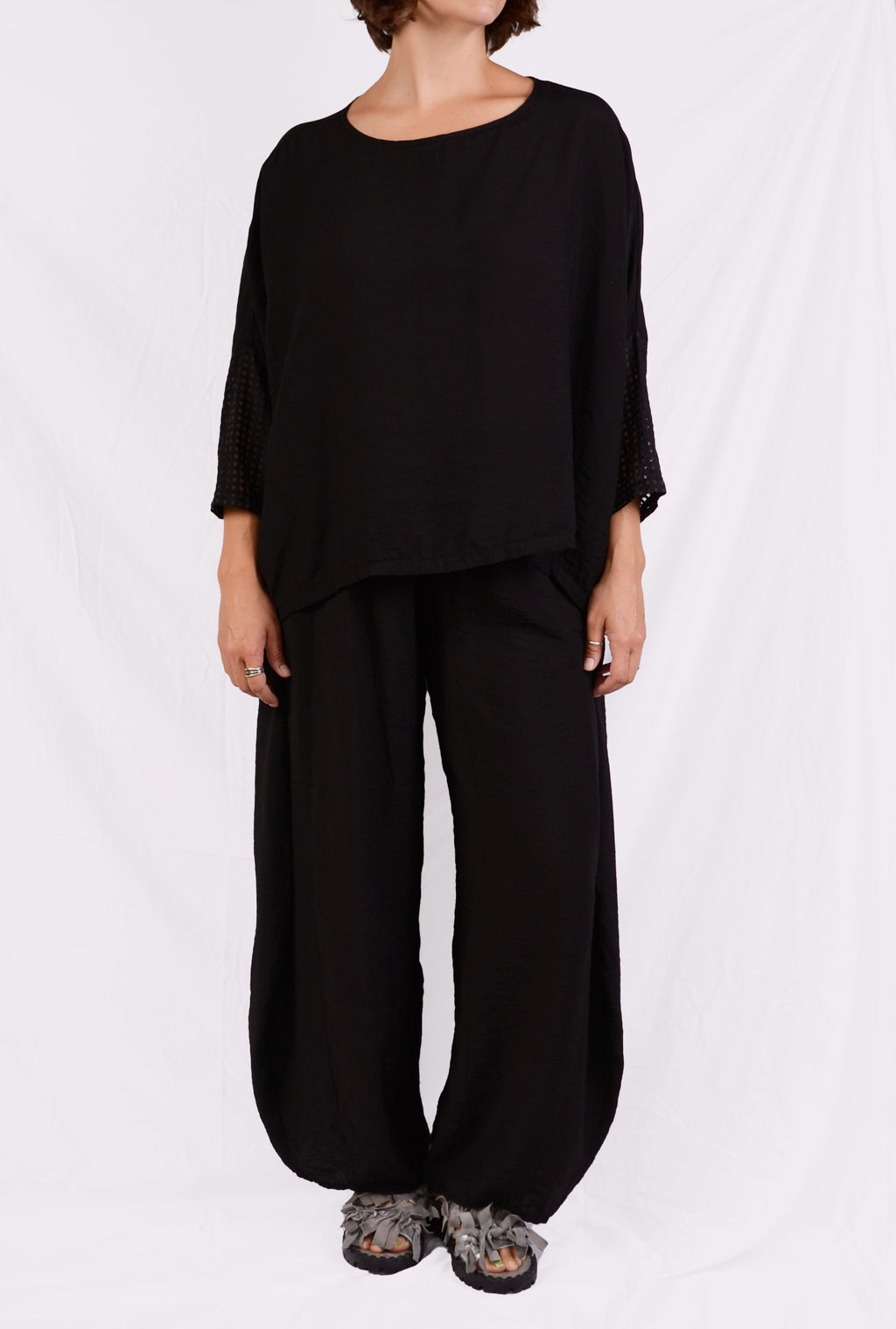 Cutloose Check Sleeve Crop Topper
