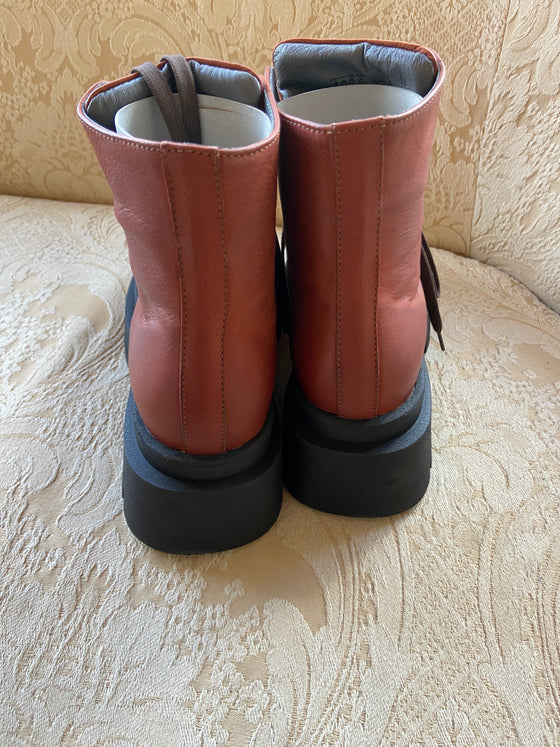 Lofina Red Leather Boots