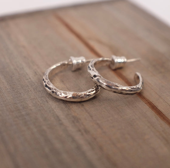 Enri Mars Silver Hoop Earrings