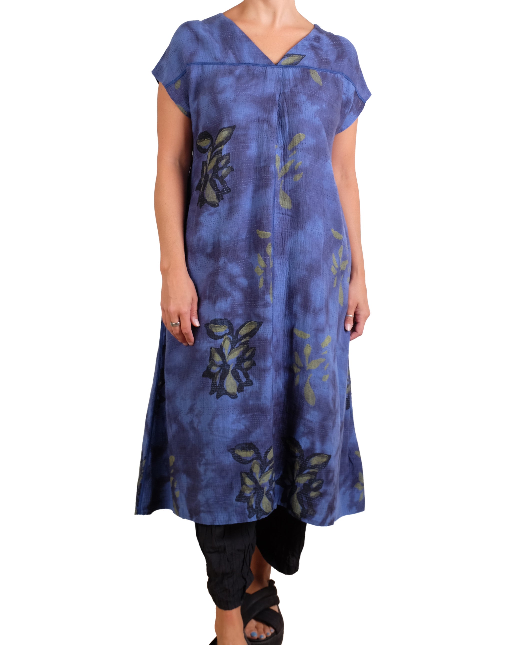 Mieko Mintz Cloud Tie Dye Floral Kantha V-neck French Sleeve Dress in Blue
