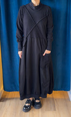 Bodil Long Dress in Black Pepper