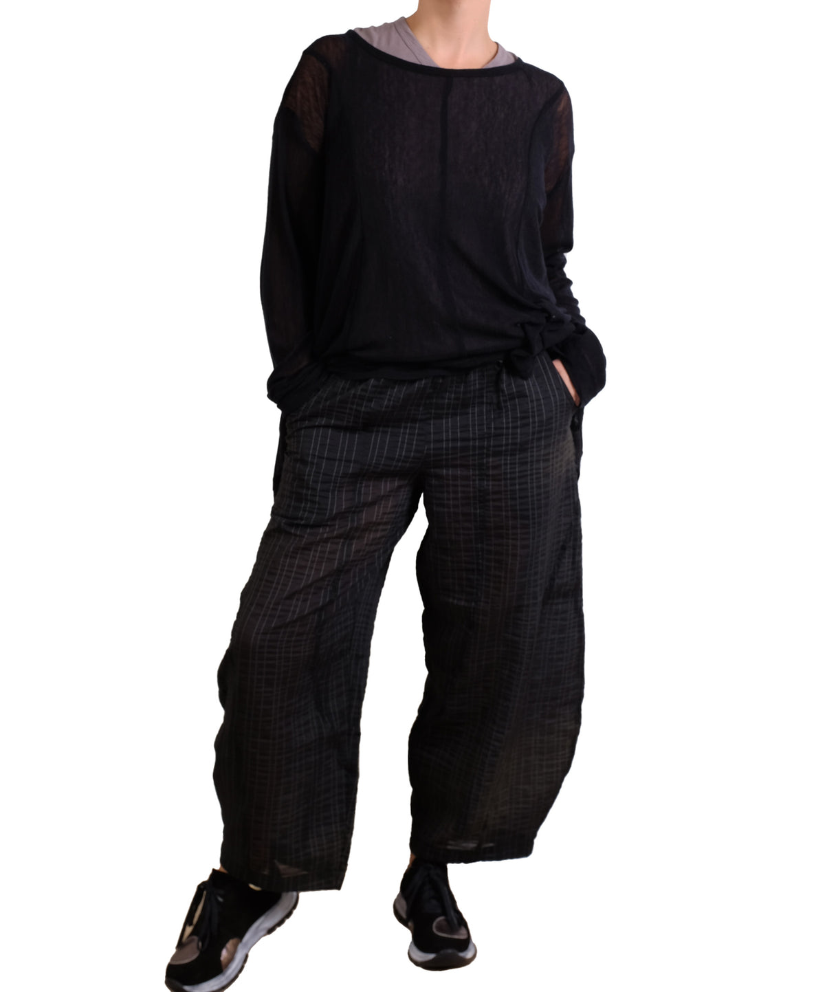 Dress To Kill Black Net R-Pullover