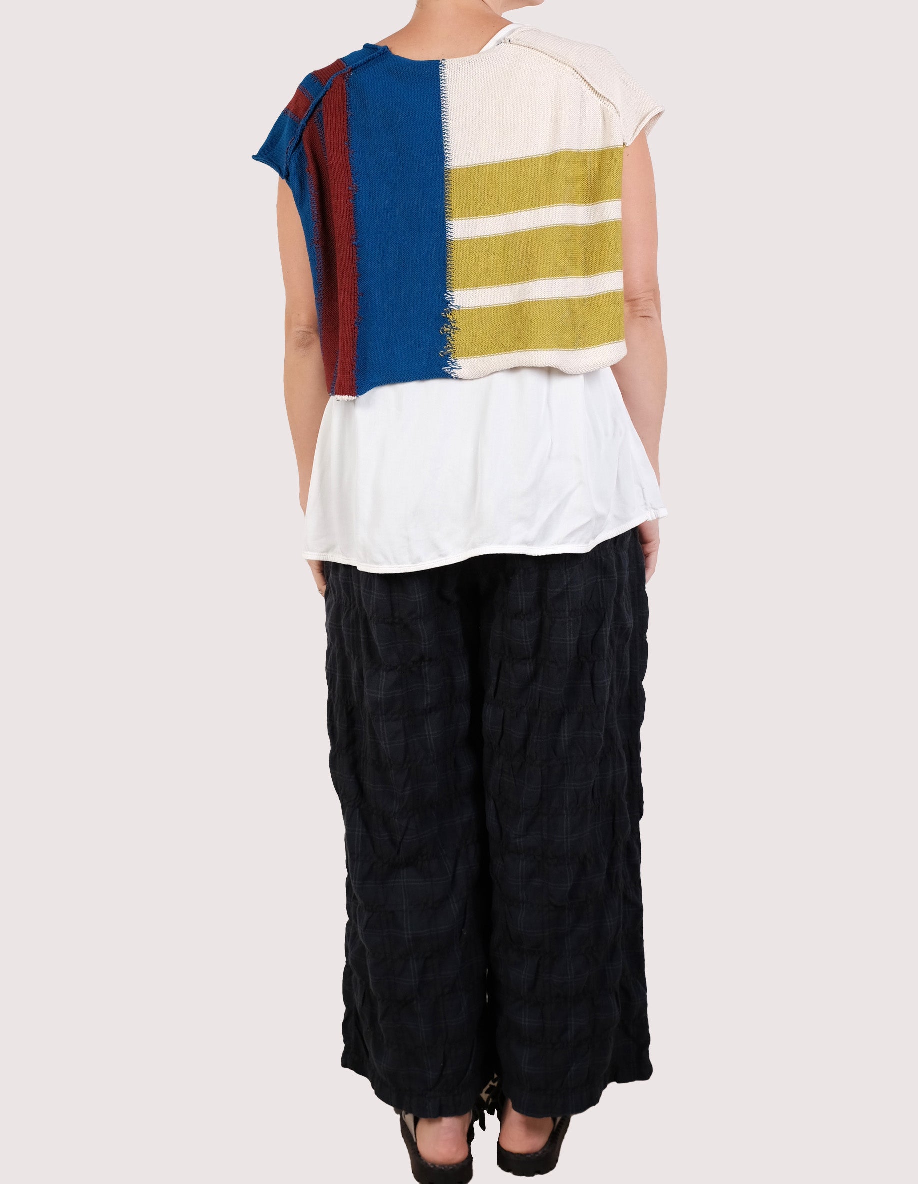 Serienumerica VNeck Sweater Top in LimoBlue