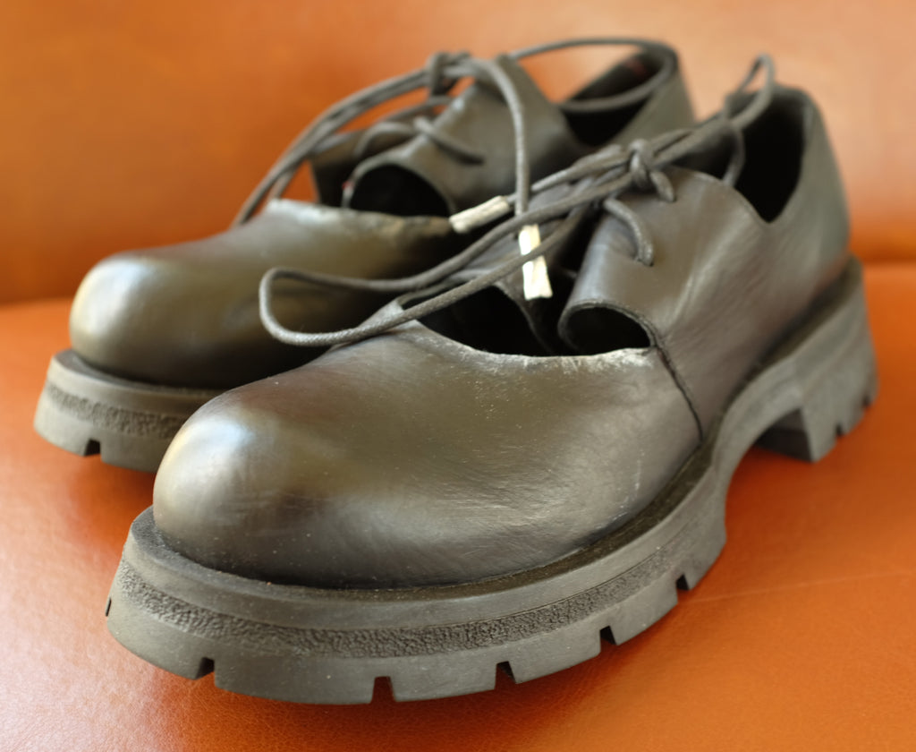 Papucei Vrotex in Black
