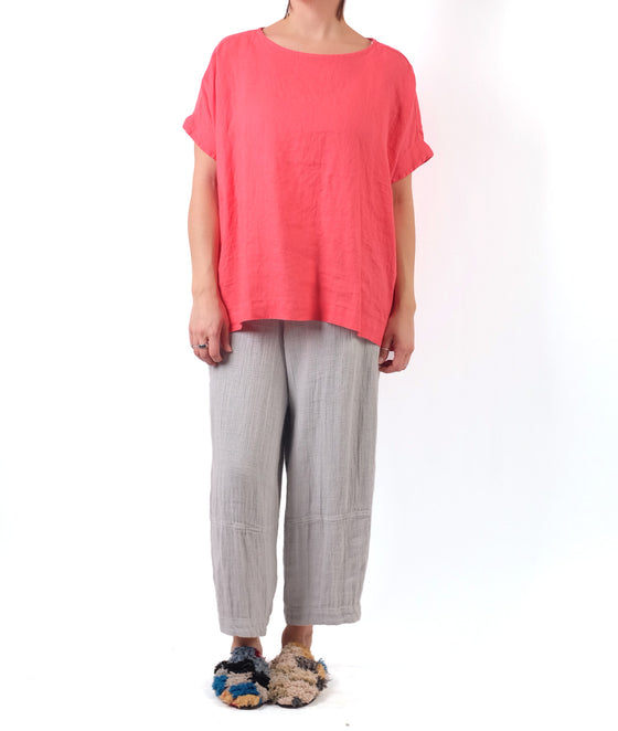 Cutloose One Size Cuff Top in Harbor Red Linen