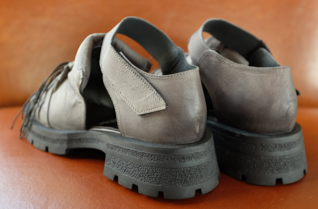 Papucei Riot in Grey
