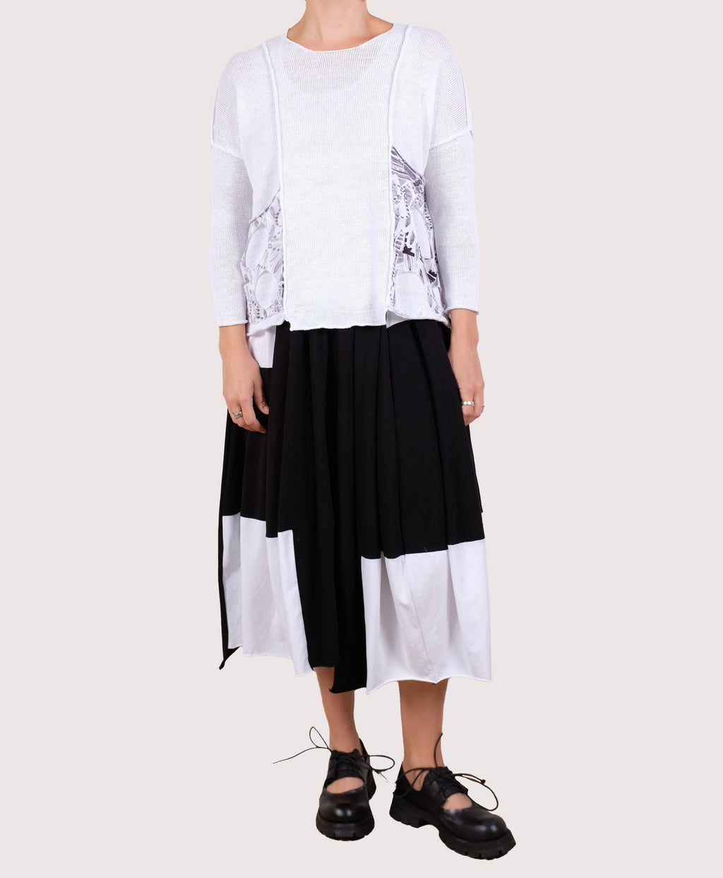 Grizas White Sweater with Patches