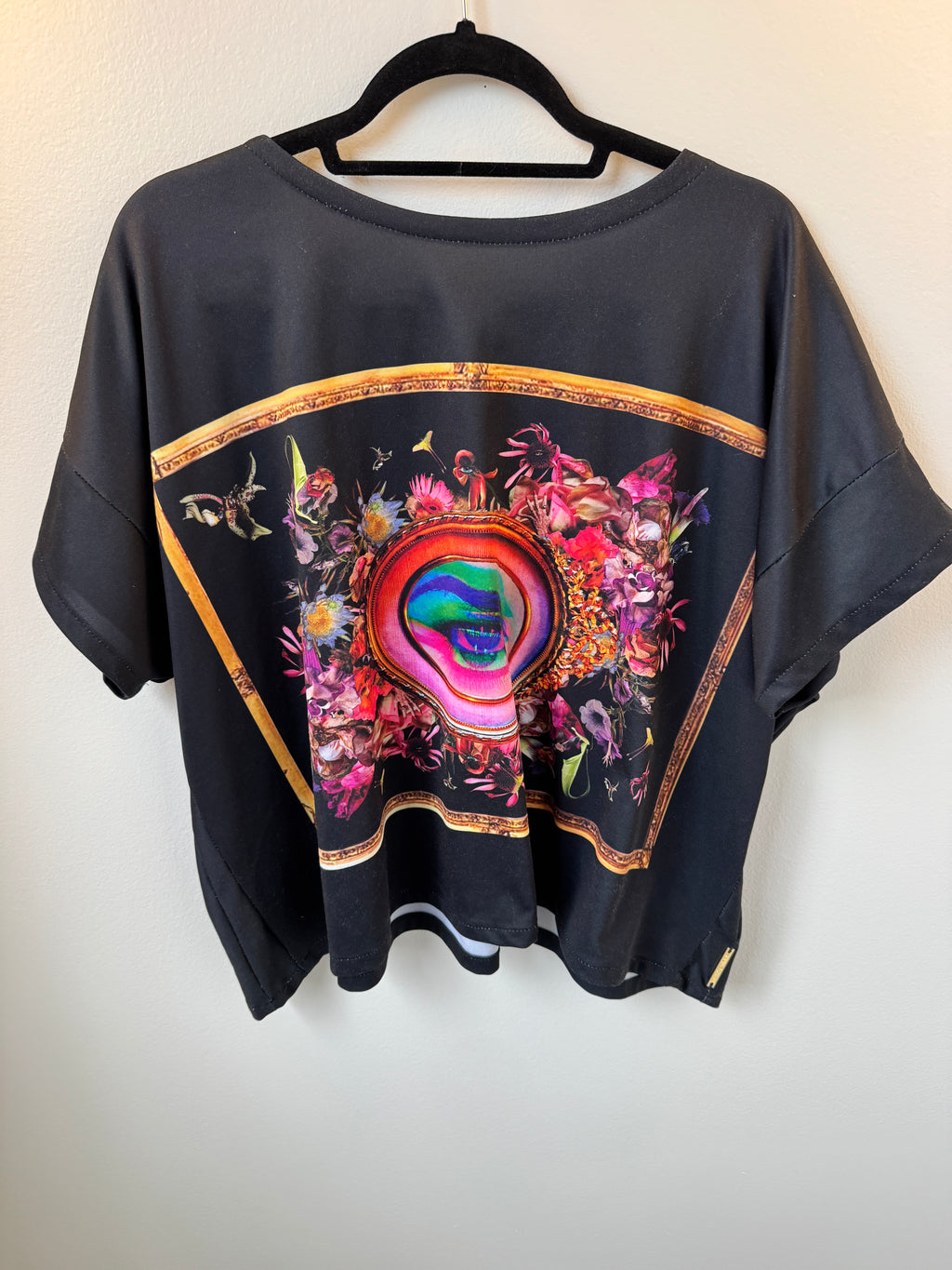 T2T Paper Temples Graphic Tee One Size