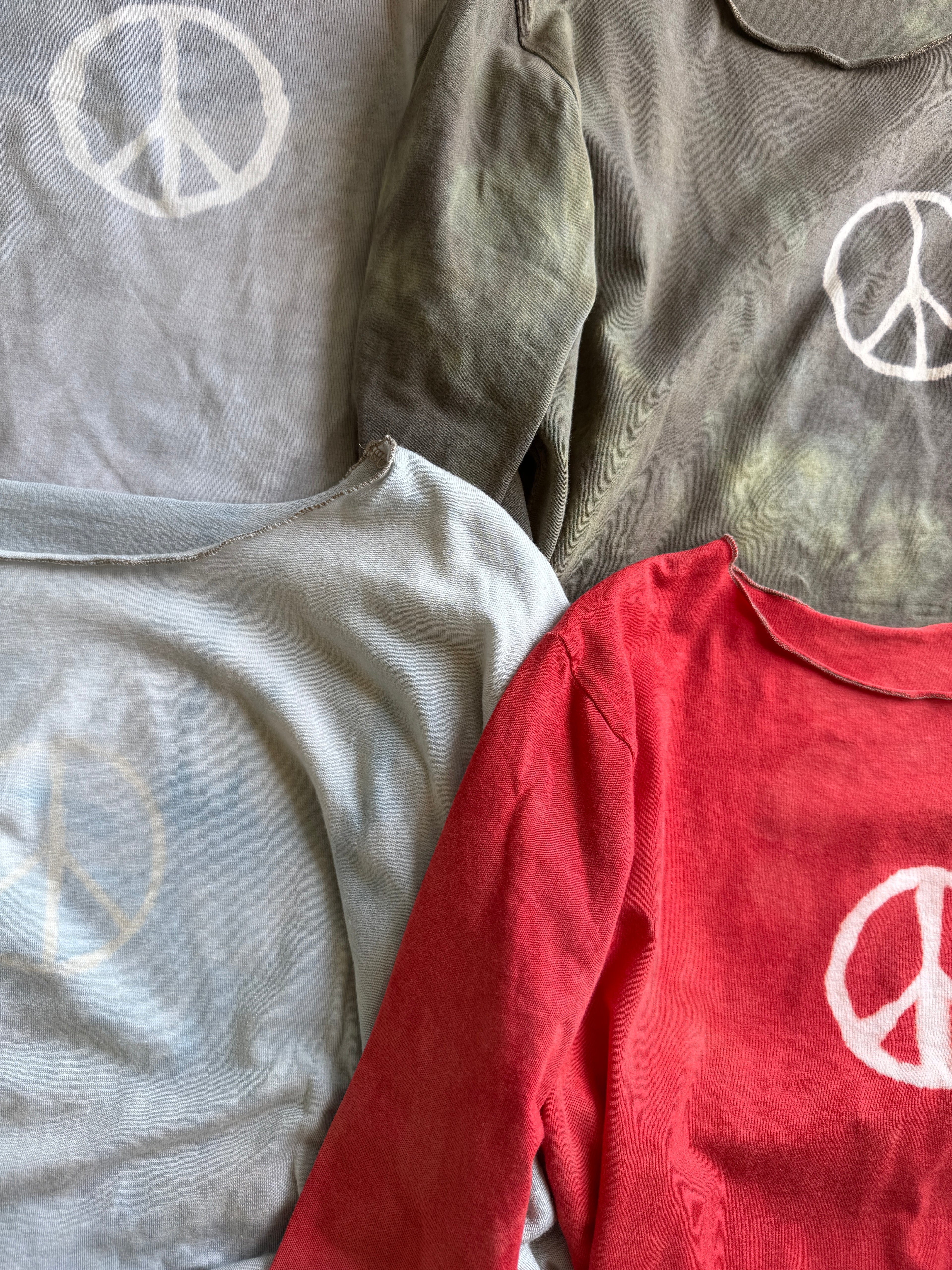 Robin Kaplan Organic Cotton Peace Tee (Multiple Colors)
