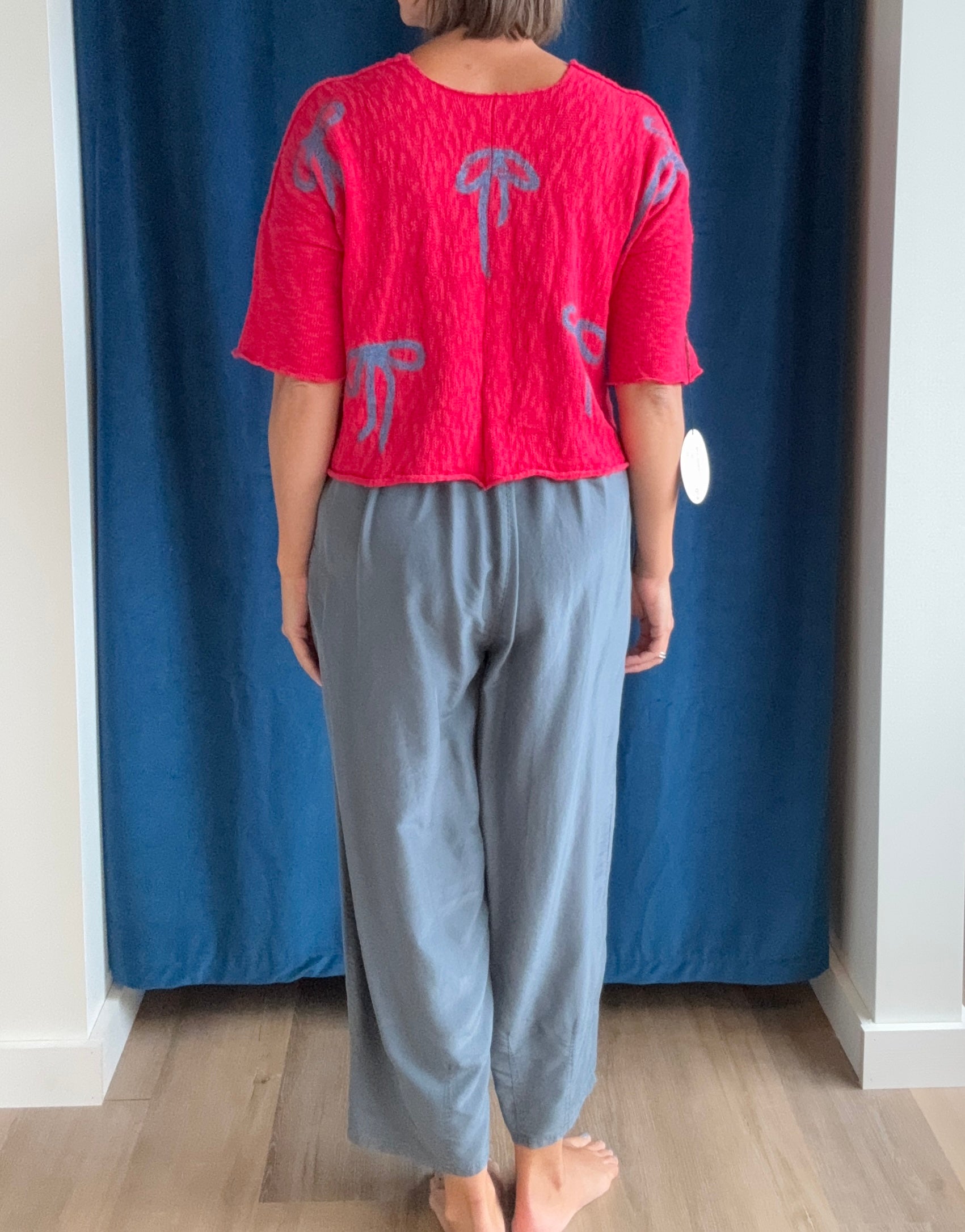 Paper Temples PT Pullover in Red/Blue Ribbon