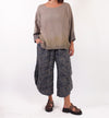 Krista Larson Basic Pants in Denim Printed Linen