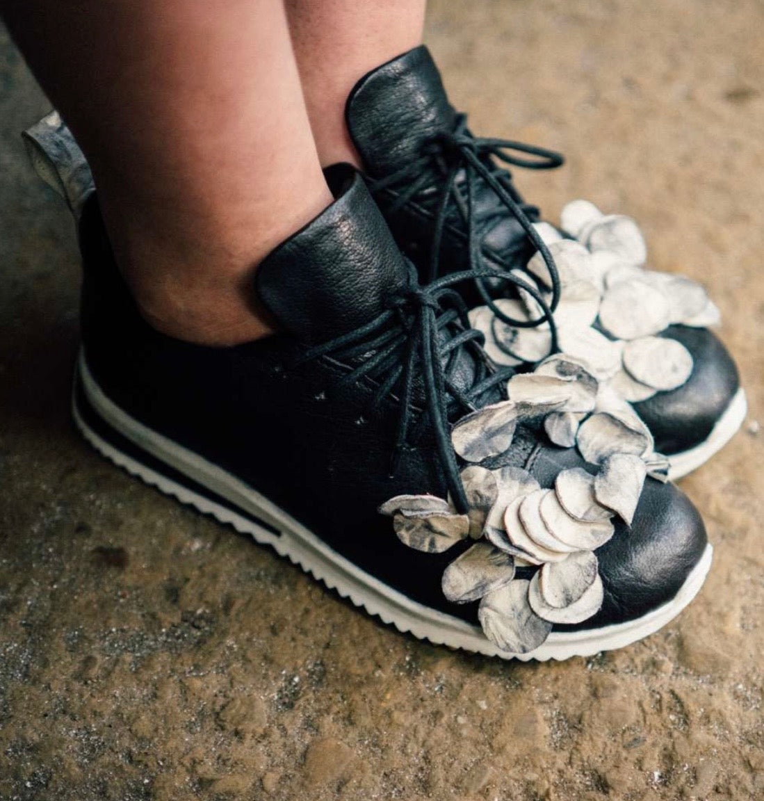 Papucei Lumen in Black