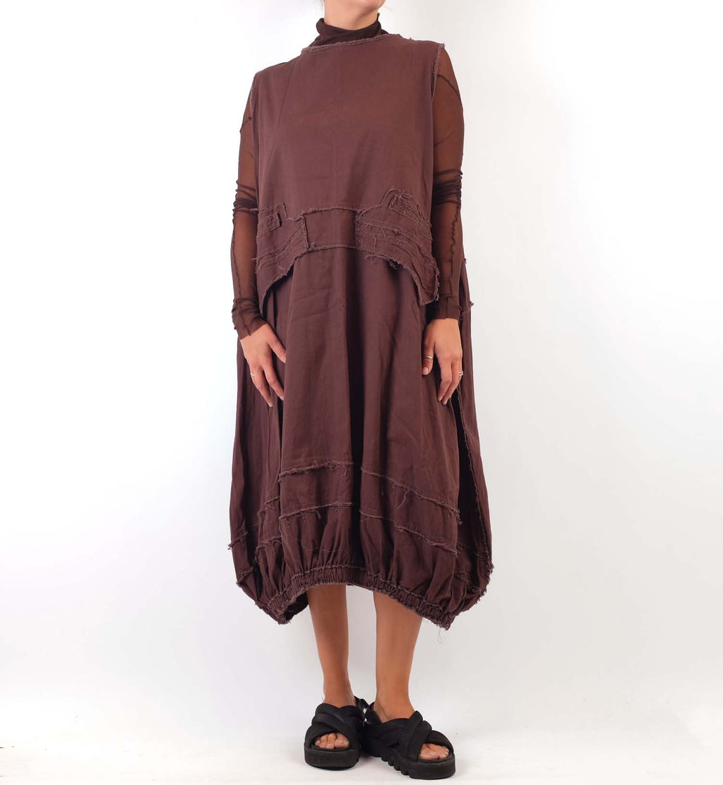 Loyko Brick Dress in Brown