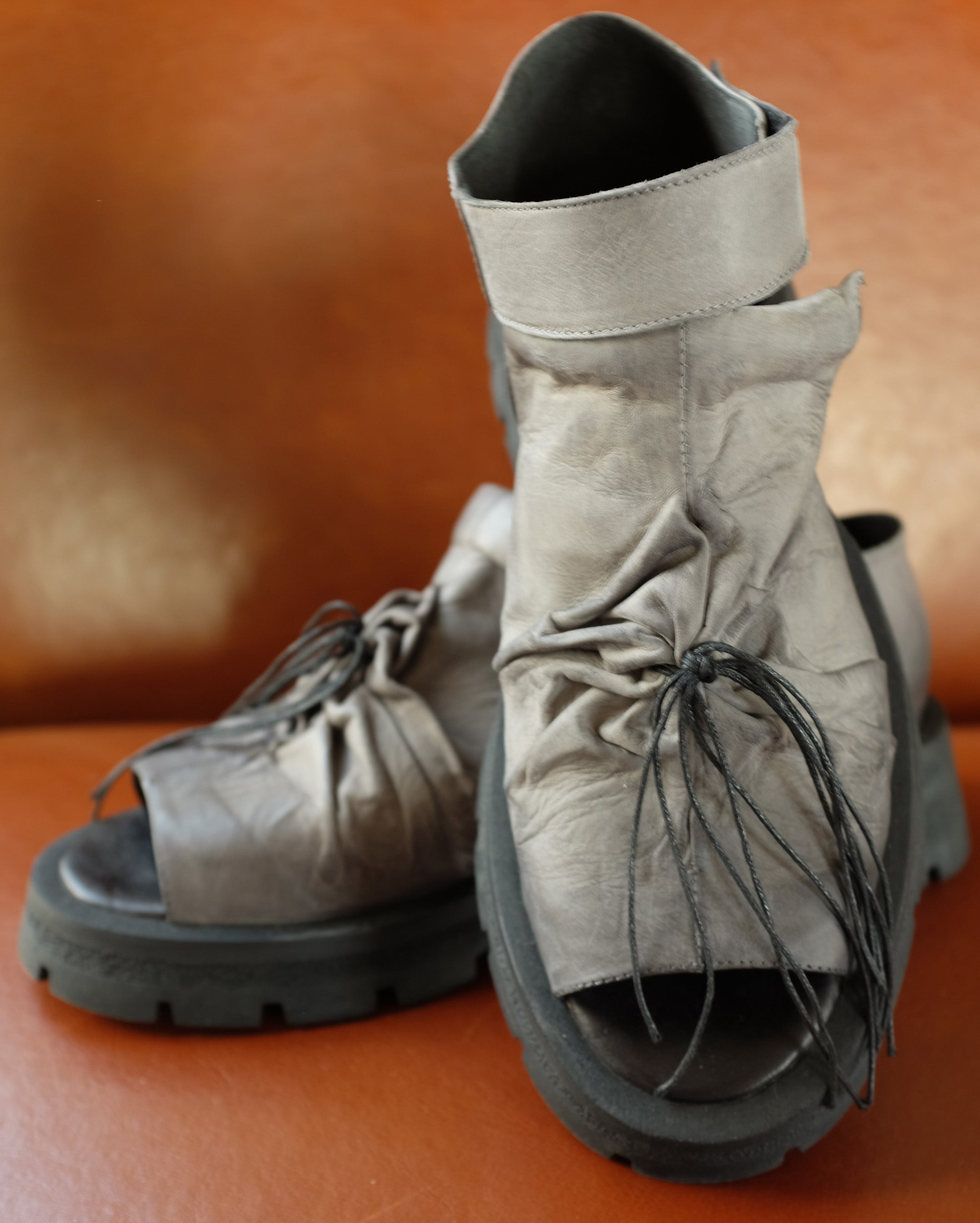 Papucei Riot in Grey