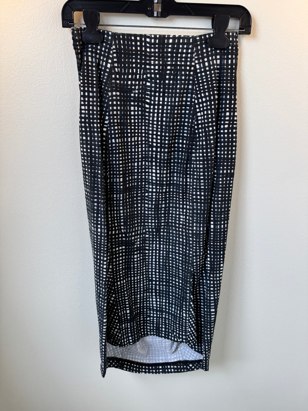 T2T Rundholz Navy Check Skirt Small