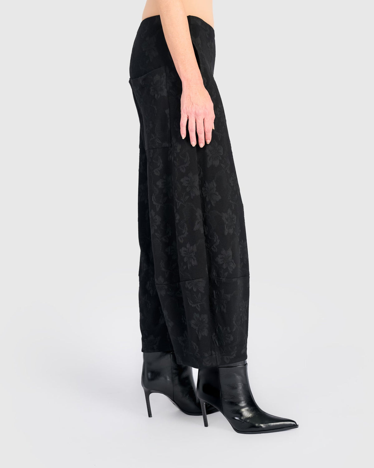 Alembika Jacquard Knit Pant