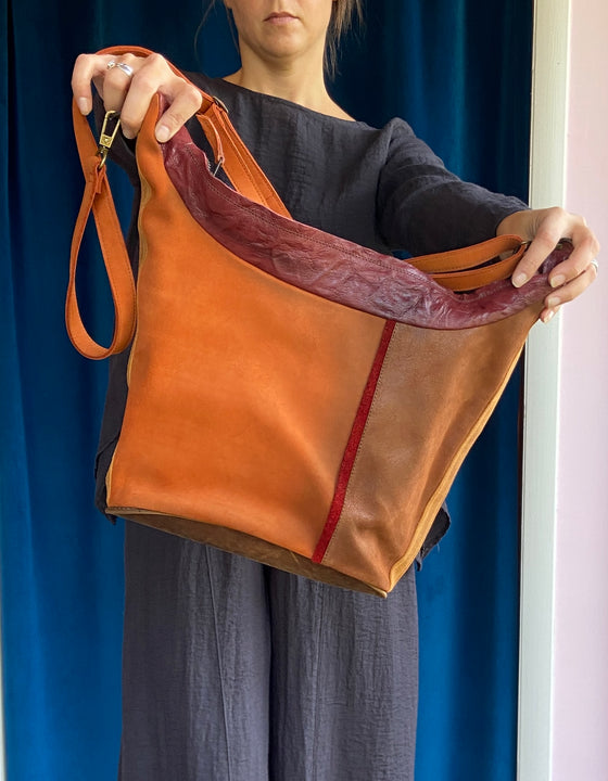 Papucei Spanky Bag in Orange