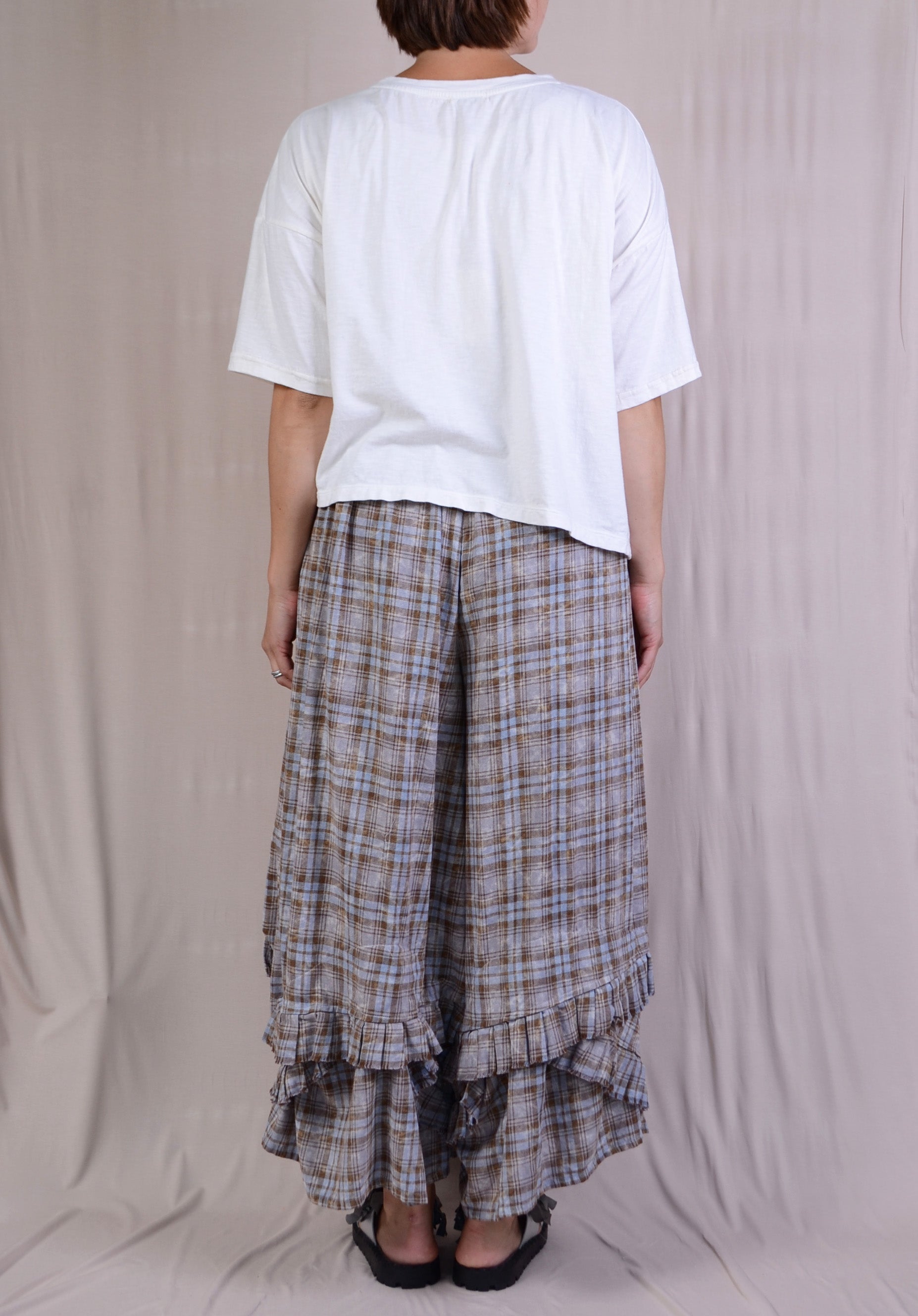 Krista Larson Crop 1865 Tee in Cream