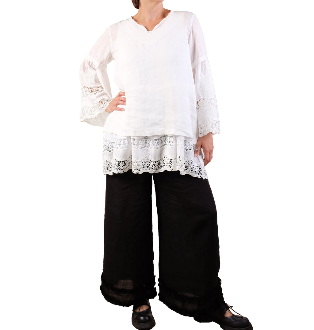 Bodil Pullover in White