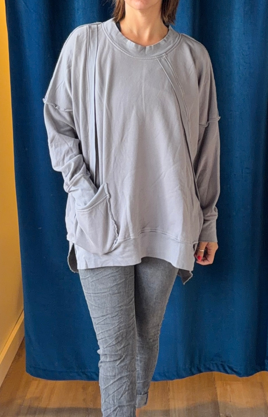 Bodil One Size Top (Two Colors)