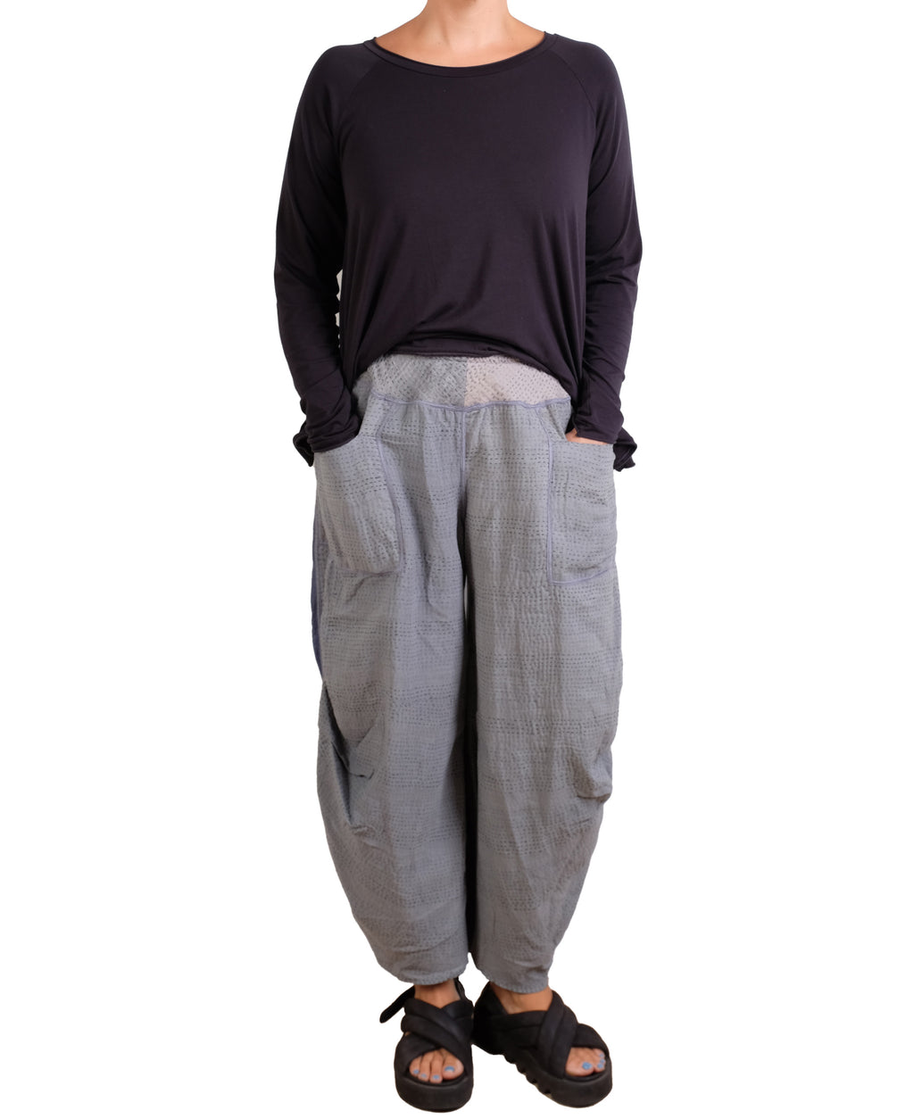 Mieko Mintz Frayed Patch Kantha Knee Tucked Pants in Gray