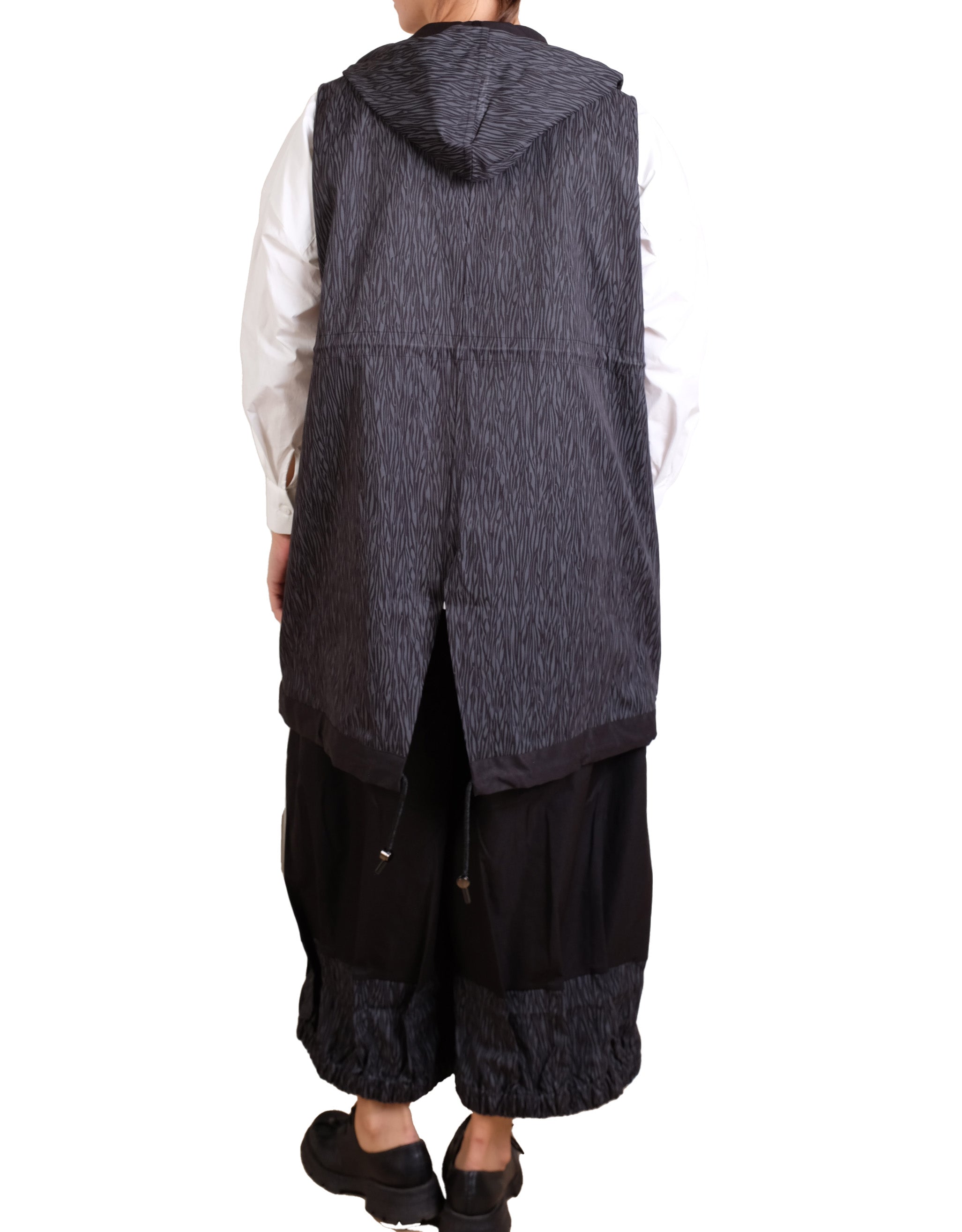 Haako Zip Up Hooded Vest