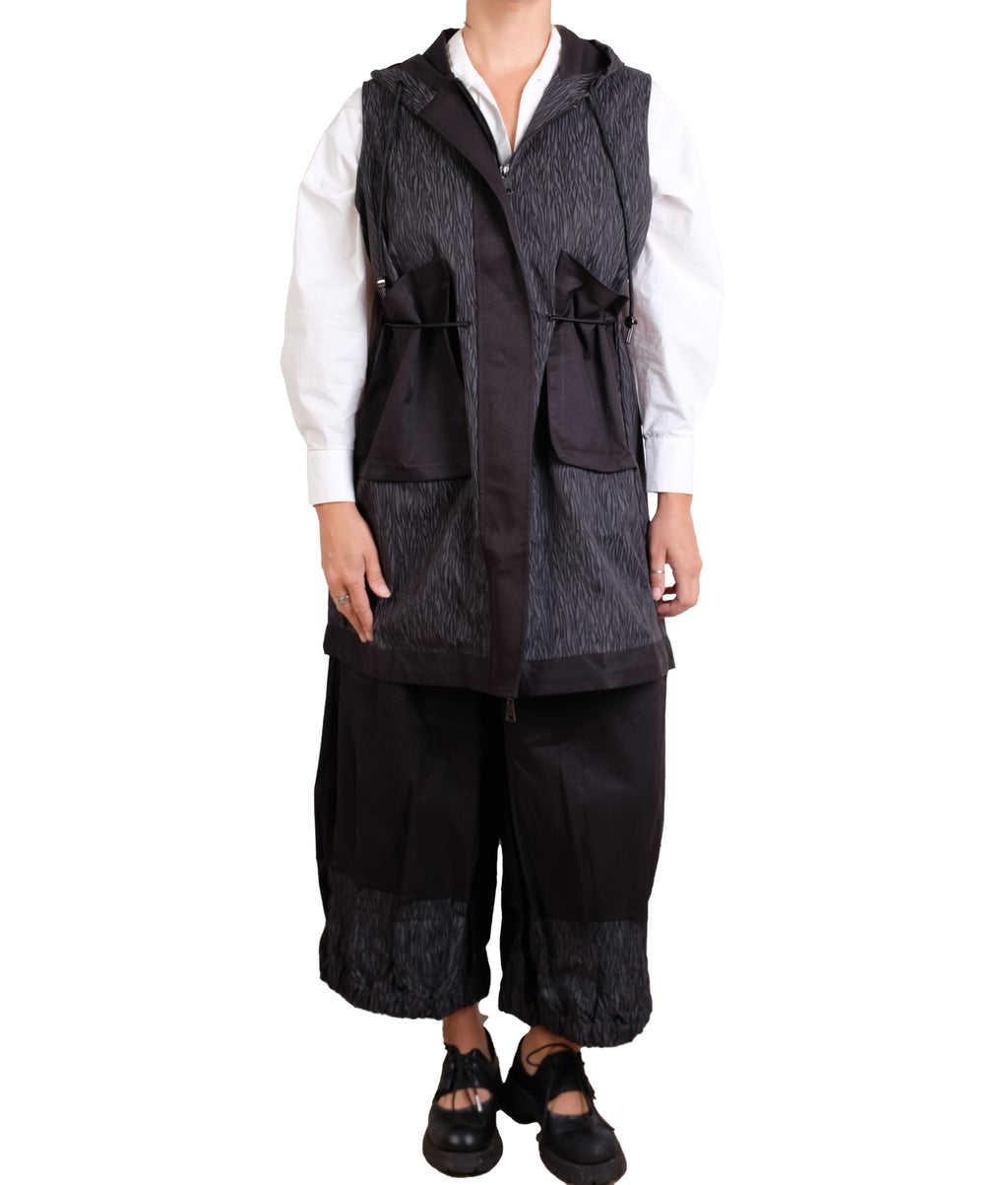 Haako Zip Up Hooded Vest