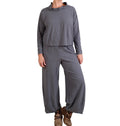 Cutloose Cropped Pants with Darts in Iron