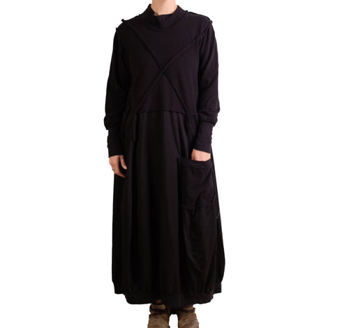 Bodil Long Dress in Black Pepper