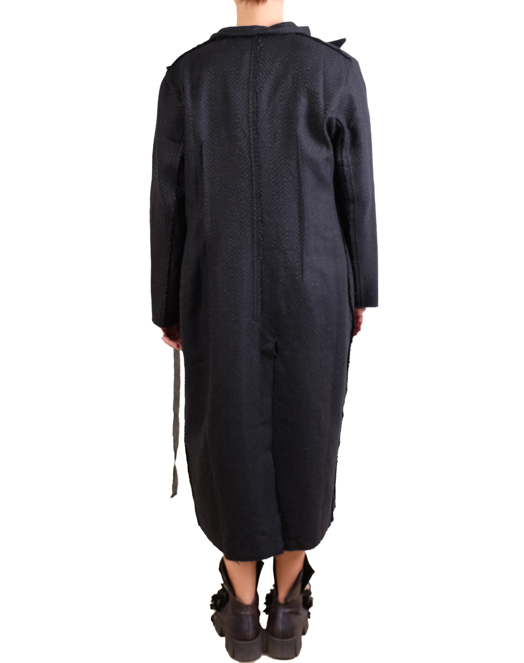 Loyko Form Coat