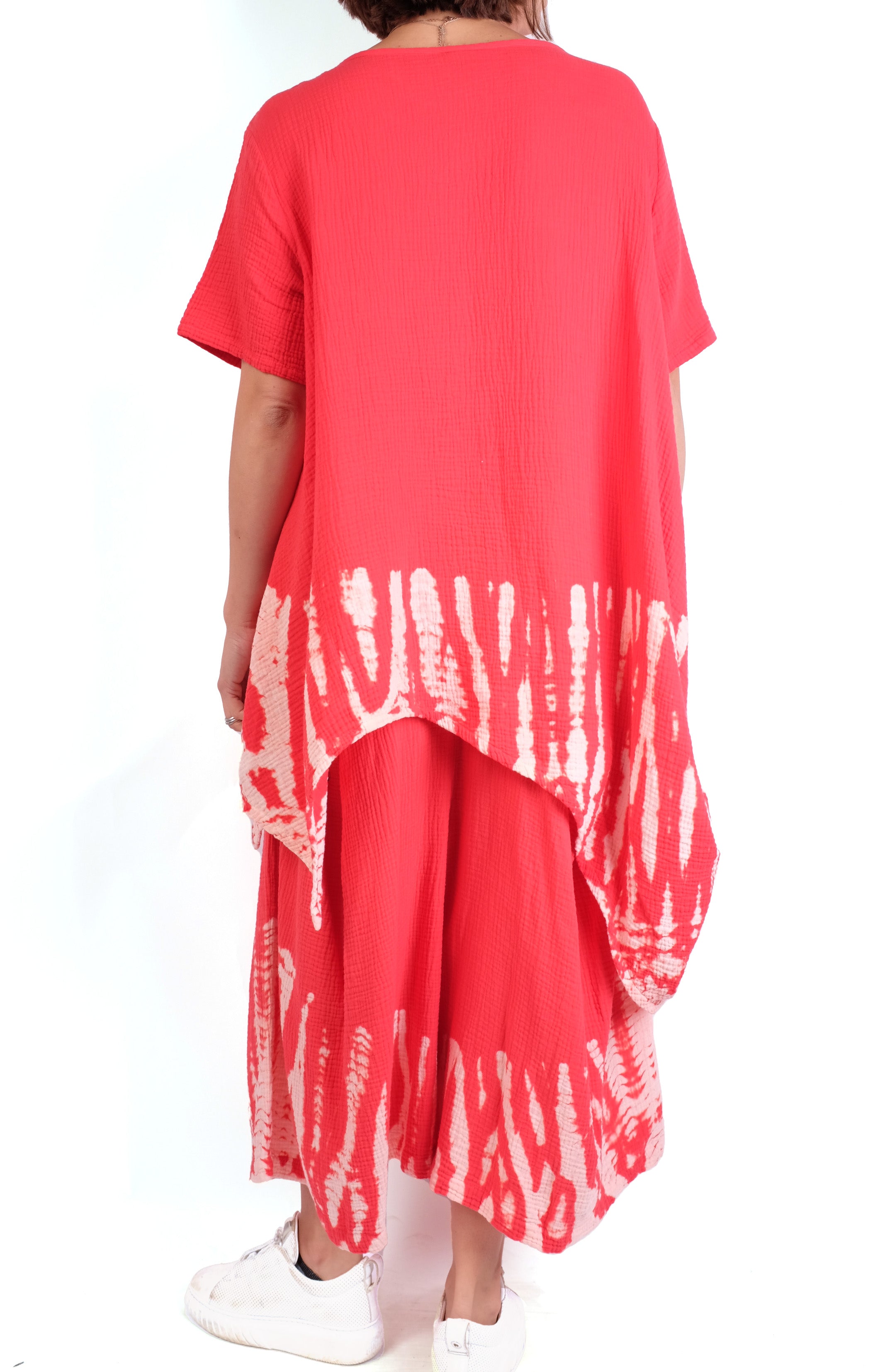 Dress To Kill Cherry Red Stamp Dip Dye Pullover