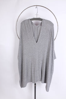  T2T Cherish Gray Poncho M/L