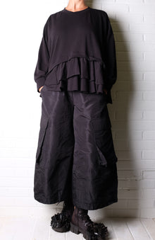  Alembika Urban Wide Cargo Pants in Black