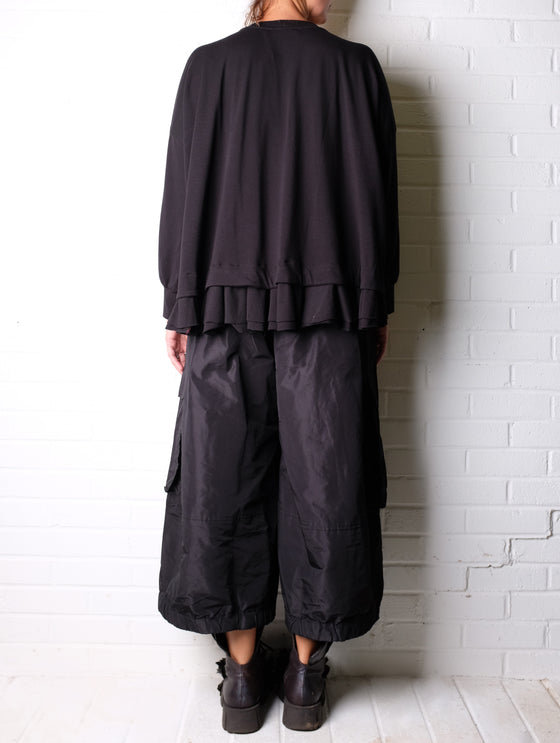 Alembika Urban Wide Cargo Pants in Black