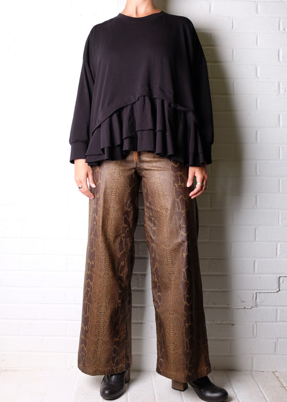 Alembika Urban Shuffle Top in Black