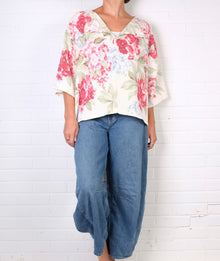  KQ Cream Floral Top