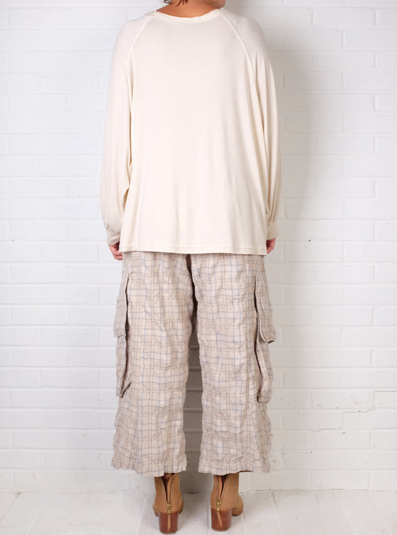 Dress To Kill Cream Lycra Baseball Pullover