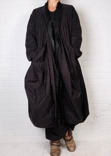  Papucei Black & White Reversible Jacket