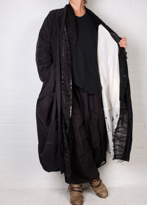 Papucei Black & White Reversible Jacket